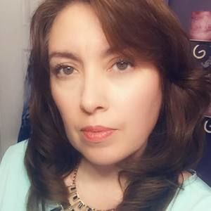 Meet your Posher, Roxanna